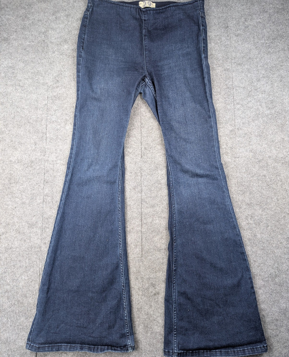 We The Free People Penny Flare Jeans Womens 29 Pull On Stretch Bell Bottom Retro